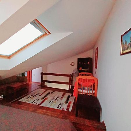 Lovely Central Apartment Brasov Bagian luar foto