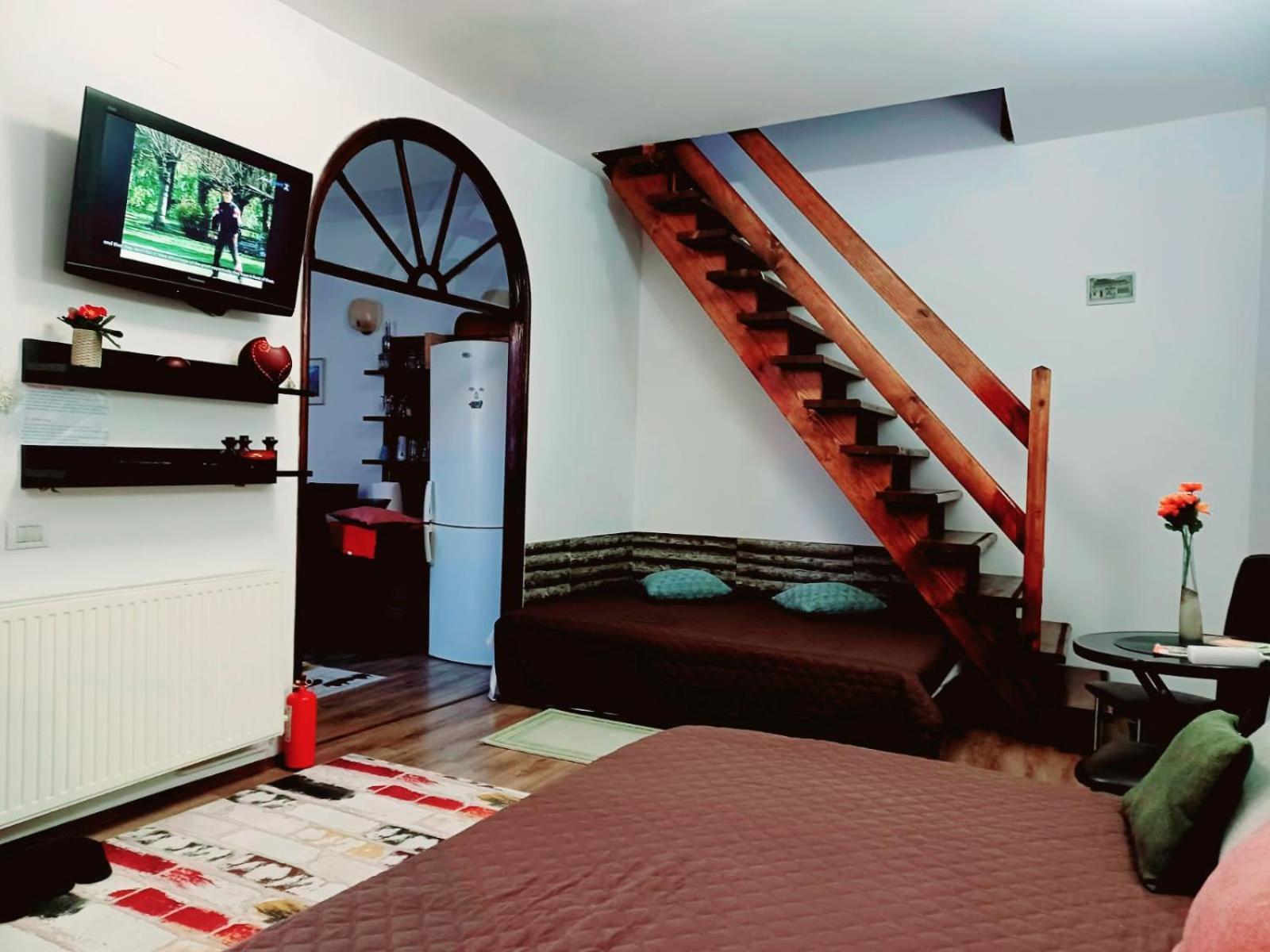 Lovely Central Apartment Brasov Bagian luar foto